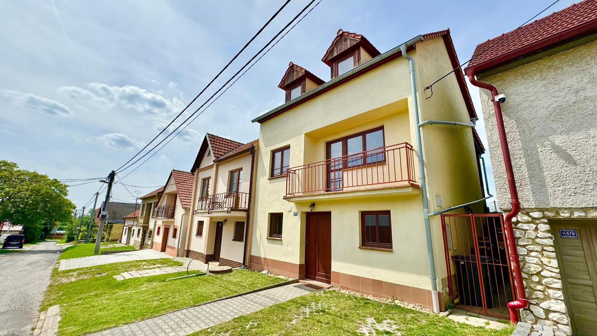 Vinný Sklep Monty Velké Bílovice Exterior foto